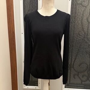 Chic Black Women's Sweater with Pleated Sleeves